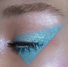 Matte Make Up, Eye Makeup Glitter, Egg Egg, Makeup Tumblr, Kelly Osbourne, Art Help, Clothing Art