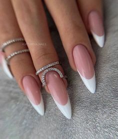 Beige Nails Almond, Acrylic Nails Burgundy, Trendy Nails 2022, Nails Almond Acrylic, Long Oval Nails, White Tip Acrylic Nails, Nails Beige, Burgundy Acrylic, Burgundy Acrylic Nails