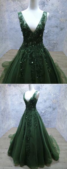 Material:Tulle,Silhouette:Ball GownColor:Green,Hemline:Floor Length,Back Details:Lace-up Low Back Formal Dress, Green Tulle Prom Dress, V Neck Prom Dress, Prom Dress Pictures, Green Evening Dress, Prom Dresses Long Lace, Green Tulle, V Neck Prom Dresses, Corset Dress Prom