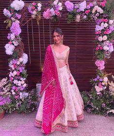 Remember Young Poo From K3G? She’s Currently Serving Some Major Bridesmaid Goals Shaddi Outfit For Sister, Bole Chudiyan, Bridesmaid Lehengas, Ruffle Lehenga, Keep Smile, Sister Of The Bride, Trending Wedding