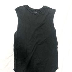 Never Worn Black Sleeveless Tee From Pacsun. Stretch Sleeveless Muscle Tee For Summer, Black Tank T-shirt For Workout, Stretch Muscle Tank Tee For Summer, Cotton Sleeveless Muscle Tee For Summer, Sleeveless Summer Workout Top, Black T-shirt For Summer Layering, Black Summer Vest With Crew Neck, Black Sleeveless T-shirt For Streetwear, Black Tank T-shirt For Spring