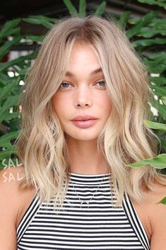 Blond Hairstyles, Hair Color Pictures, Bombshell Hair, Medium Short Hair, Blonde Hair Blue Eyes, Blonde Hair With Highlights, Brown Blonde Hair