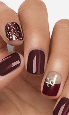 2023 Trending Nail Colors, Wine Acrylic Nails Short, Autumn Short Nails 2022, Purple Nails With Pink Tips, Natural Nail Shellac Designs, Matalic Nails Acrylic Purple, Wine Coloured Nails, February Nails Ideas Simple, Dipping Nails Ideas