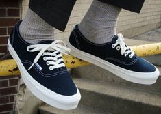 Vans Shoes Fashion, Young Men Haircuts, Mens Vans Shoes, Blazer Outfits Men, Buy Sneakers, Vans Vault, Perfect Sneakers