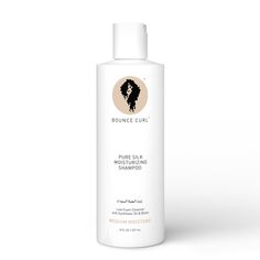 Bounce Curl – Feuchtigkeitsspendendes Shampoo aus reiner Seide – Produkte mit Pure Love für erstaunliche Locken! 
Neues Konservierungsmittel, KEINE Silikone, KEINE Parabene, KEINE Sulfate, KEINE PEGs, KEIN DEA/MEA und KEIN Propylen oder Butylenglykol. Farbsicher & vegan, tierversuchsfrei! 
Was bewirkt es? 
Stufe 2 mittlere Feuchtigkeit (für den täglichen Gebrauch)
Wenn Sie zum ersten Mal Kunde sind, empfehlen wir Ihnen, eine ACV-Spülung vorzubereiten oder zu klären, um vorherige Ablagerungen Curly Hair Shampoo, Hair Hydration, Curly Wurly, Hair Pattern, Bounce Curl, Curl Shampoo, Hair Quiz, Shampoo For Curly Hair, Shampoo Hair