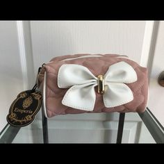 Pink With Off White Bow. Faux Leather Quilted Material. New With Tags Never Used. Quilt Material, White Bow, Cosmetic Bags, Quilt Making, Cosmetic Bag, Make Up, Faux Leather, Bag Lady, Off White