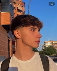 #HairStyles #Saç #erkek #saç #hair #men hair Taper Fade Short Hair, Young Men Haircuts, Mid Fade Haircut, Low Taper Fade Haircut, Short Hair For Boys, Haircut Selfie, Best Fade Haircuts, Photo Hijab, Mens Haircuts Short Hair