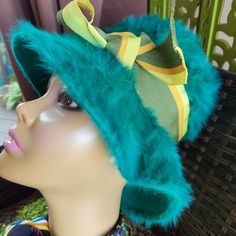 Adorable Designer Retro Hat Collectible 1970's Wearable Art A Outlandishly Mod Chapeaux Sits High & Sassy Perfect For The True Vintage Lover/Wearer Who Is Confident W Rockin The Beauty Of Decades Past! Euvc By Dachettes By Lilly Dachette Inner Circum Is Small & Meant To Be Worn High On Head Inner Head 20" Very Special Style & Cool Vibe Worthy Of A Vogue Photo Shoot Appx 5" H Rounded Crowm Appx 4" W Brim Usa Union Made W Tag Very Fresh Bright Clean & Ready To Wear Wool/ Rabbit Fur Super Super Soft Beautiful Wooly & Furry Fun Grass Green (Pleasesee Pix, True Color Is The Same As The Inside Pix Of Hat) Grograin Ribbon Hat Band Ribbon Is Vtg Striped & Wide Adorable Whimsical Tied Knot I Barbie Bebe, Tied Knot, Retro Hat, Vogue Photo, Retro Hats, Special Style, Green Ribbon, Union Made, Grass Green