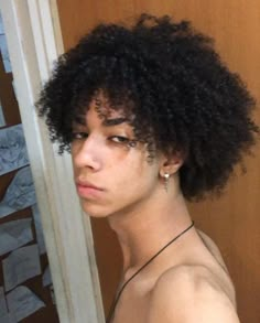 4c Haircut Men, Alex Heartman, Black Hair 90s, Coiling Natural Hair, Curly Afro Hair, Cornrow Hairstyles For Men, Dreadlock Hairstyles For Men