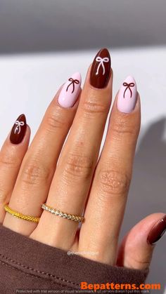 Modern Minimalism: Sleek and Stylish Nail Art Ideas Minimal Nail Design, Pink Canyon, Nude Nail Art, Minimal Nail, Stylish Nail Art, Regular Nail Polish, Nude Nail, Modern Minimalism, Nail Art Ideas