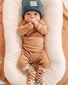 The Little Surfer Dude on Instagram: “Cozy Saturday’s 😴” Surfer Baby, Gender Neutral Kids Clothes, Surf Baby, Dude Clothes, Paradise Travel, Surfer Dude, Baby G, Tie Clips, Beach Baby