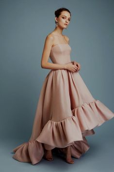 Sukienki Maksi, Mode Editorials, Party Look, Mode Inspo, Gorgeous Gowns, Look Casual, Beautiful Gowns, Fancy Dresses, Dream Dress