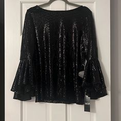 Msk Macys Black Sparkle Shirt, Flare Arms Perfect In Every Way. Great For The Holidays. Black Stretch Top For Party Season, Black Long Sleeve Top For Party Season, Elegant Black Blouse For Holidays, Elegant Black Holiday Blouse, Black Stretch Sequin Top, Stretch Black Sequin Top, Glamorous Black Tops For Fall, Glamorous Black Top For Fall, Holiday Party Tops