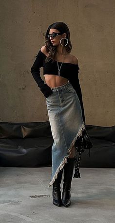 Denim Outfit Aesthetic, Surfergirl Style, Looks Street Style, Teen Fashion Outfits, Aesthetic Fashion, Lookbook Outfits, Fashion Killa, Denim Fashion, Look Fashion