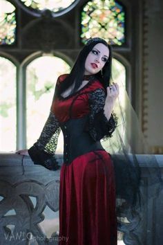 Halloween Wedding Dresses, Gothic Female, Vampire Beauty, Gothic Fashion Women, Toxic Vision, Goth Clothes