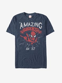 Spider Man Shirt, Man Thing Marvel, Superhero Design, Men's Graphic T Shirt, Shirt Store, Mens Tee Shirts, Amazing Spider, Slim Fit Shorts, Hawkeye