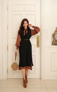 Korean Winter Dress, Winter Dress Style, Mall Shopping, Korean Fashion Ideas, Korean Winter, Korean Fashion Outfits, Long Knitted Dress, Dress Knit, Korean Fashion Women