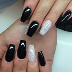 Pinterest Pretty, Nails With Glitter, Black Coffin Nails, Gel Acrylic Nails, Black Nail Art, Black Nail Designs, White Nail, Dark Nails, Homecoming Nails