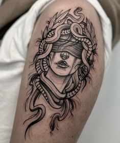 Medusa tattoo // uvedesign_tattoo on IG Medusa Tattoo Design Realism, Madusa Sleeve Tattoos For Women Leg, Strong Feminine Tattoos, Medusa Tattoo Hip, Medusa Leg Tattoo, Medusa Tattoo Ideas, Cute Thigh Tattoos, See Tattoo, Medusa Tattoo Design