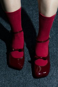 Dr Shoes, I'm With The Band, Shoe Inspo, Fashion Baby, Mode Inspo, Pig Skin, Soft Grunge, 가을 패션, Pretty Shoes