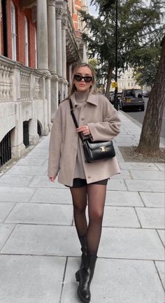 France November Outfit, Casual Drinks Outfit Winter, London Vacation Outfits Fall, Outfits For Rome In February, Outdoor Event Outfit Summer, Milan November Outfit, November Europe Outfits, Rome Fall Aesthetic, White Overshirt Outfit Women