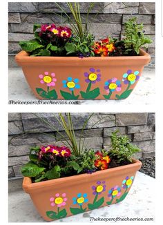 two pictures of flower pots with flowers painted on them