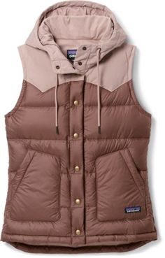 Need a cozy layer? Serving up the same comfort as always—but with updated  recycled materials—the women's Patagonia Bivy hooded down vest boasts toasty  plush down and style that's up for anything. Patagonia Nano Puff Vest, Teva Original Universal, Quilted Puffer Vest, Winter Vest, Womens Parka, Fleece Vest, Down Vest, Crew Shirt, Back To School Outfits