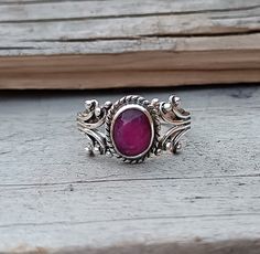 WELCOME AT PENDANTPLACESHOP Indian Ruby Ring 925 Sterling silver Ring Indian, Ruby Ring, Statement Ring Silver stone ring boho ring Handmade ring Handmade Jewelry Her METAL - 925 STERLING SILVER GEMSTONE - INDIAN RUBY  GEMSTONE COLOUR - PINK SHIPPING - FREE SHIPPING WORILWIDE RING SIZE - ALL SIZE AVAILABLE BENEFITS OF INDIAN RUBY GEMSTONE "1 Gives Mental Strength. ... 2 Improves Paternal Relationships. ... 3 Brings Name and Fame. ... 4 Wards off the Evils. ... 5 Commands Authority and Luxury. .. Silver Stone Ring, Rubin Ring, Ring Indian, Mental Strength, Statement Ring Silver, Boho Ring, Ruby Gemstone, Ruby Ring, Nouvel An