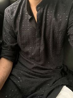 Types Of Kurta For Men, Eid Pose Ideas Men, Desi Men Fashion, Boys In Black Kurta, Black Kurta Men Aesthetic, Black Kurta For Boys, Desi Boy Aesthetic Kurta