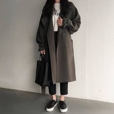 Celana Jogger Wanita, Winter Mode Outfits, Korean Fashion Ideas, Korean Fashion Outfits, K Fashion, Korean Fashion Trends, Ulzzang Fashion, Green Coat