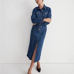 Madewell Midi Denim Dress Long Sleeves Size L New With Tags Vintage Denim Dress, Black Embroidered Dress, Cami Midi Dress, Striped T Shirt Dress, Chambray Shirt Dress, Midi Denim, Denim Midi Dress, Afternoon Dress, Midi Shift Dress