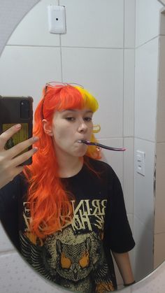 Orange And Yellow Hair, Orange Yellow Hair, Neon Orange Hair, Neon Yellow Hair, Yellow Hair, Hayley Williams, Hair Stuff, Orange Hair, Neon Orange