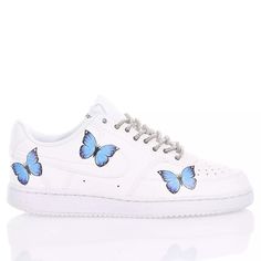 Nike Butterfly Blue is the women's sneaker. The silhouette is enriched with light blue butterfly stencils and a precious Swarovski crystal lace. Nike Butterfly Blue will also come with its original white laces. Light Blue Custom Lace-up Sneakers, Custom Light Blue Lace-up Sneakers, Butterfly Stencils, Light Blue Butterfly, Butterfly Stencil, Crystal Lace, Butterfly Blue, Barbour Steve Mcqueen, Green Shoes