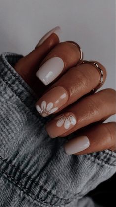 nails aesthetic Ongles Beiges, Neutral Nail Designs, Western Nails, February Nails, Cute Simple Nails, Basic Nails