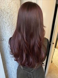 Red Tint Hair, Hair Color Cherry Coke, Cherry Coke Hair, Cherry Brown Hair, Red Balayage Hair, How To Have Style, Wine Hair