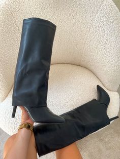 Black Stiletto Heels, Black High Boots, 1 September, Fancy Shoes, Shoe Inspo, Girly Shoes, Aesthetic Shoes, Swag Shoes, September 2024