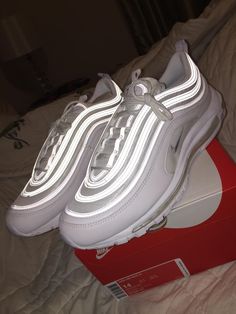 White 97s, White Air Max 97, Adidas White Sneakers, White Nike Shoes, All Nike Shoes, Shoes Sneakers Nike, Cute Sneakers