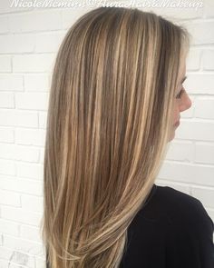 Hair Color Blonde With Lowlights, Blonde With Lowlights, Ideas For Hair Color, Hair Color Blonde Highlights, Hair Highlight, Dark Blonde Hair Color, Hair Color Blonde, Highlights Lowlights