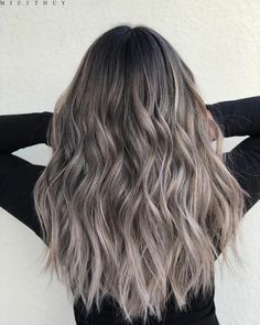 Ash Blonde Hair Balayage, Hair Color Pictures, Blonde Highlights On Dark Hair, Mushroom Hair, Brown Hair Inspo, Brunette Hair With Highlights, Brown Hair With Blonde Highlights, Ash Blonde Hair