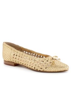 Edith has a woven style with an airy fit for a comfortable fit. The bow detail on upper give it a casual look and a low heel for an everyday use.Leather UpperLeather LiningSynthetic rubber OutsoleMan made Footbed3/8" Heel heightFlat available in sizes N 7-11 M 5-11, 12 W 6-11, 12 | Women's Edith Flat by Trotters in Gold Metallic (Size 11 M) Classic Gold Flats For Spring, Elegant Summer Woven Leather Flats, Classic Synthetic Summer Flats, Classic Summer Synthetic Flats, Classic Synthetic Flats For Summer, Classic Spring Flats With Bow, Spring Woven Leather Flats, Casual Summer Flats With Bow, Womens Boat Shoes