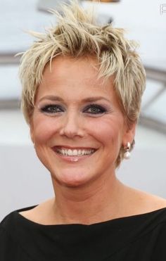 Short Spiky Haircuts, Short Spiky Hairstyles, Short Silver Hair, Cool Short Hairstyles, Hairdos For Short Hair