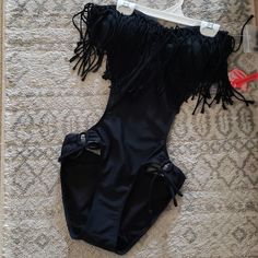 Reposhing This Item I Purchased From @Marshallmel127. Loved It, But Didn’t Fit. Nothing Wrong With It. Questions? Leave A Comment Below! Tropical Swimsuits, Monokini Swimsuit, Swimsuit Pattern, Black One Piece Swimsuit, 1 Piece Swimsuit, Cute Bathing Suits, Monokini Swimsuits, Cut Out Swimsuits, Swim Swim