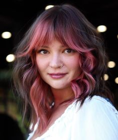 Face-Framing Gemini Pink Highlights Dyed Bangs, Pink Hair Streaks, Pink And Orange Hair, Dark Pink Hair, Rose Pink Hair, Blond Beige, Bright Pink Hair, Face Framing Hair, Pink Hair Color