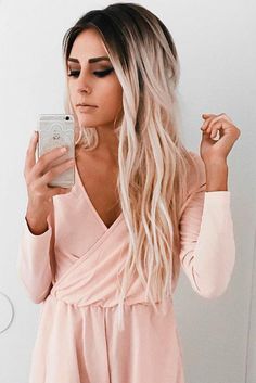 Totally Awesome Hair Color Ideas for Two Tone Hair ★ See more: http://glaminati.com/hair-color-ideas-two-tone/ Color Rubio, Summer Trends Outfits, Cool Summer Outfits, Trendy Hair Color, Color Your Hair, Tone Hair, Blonde Color, Cute Summer Outfits