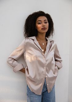 Women Silk Shirt, Satin Shirt Outfit, Silk Blouse Outfit, Silk Shirt Outfit, Satin Blouse Outfit, Pink Satin Blouse, Blouse Outfit Casual, Satin Bluse, Beige Blouse