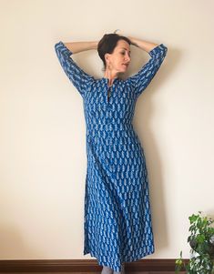 Indigo Cotton Kurta, Block Print Dress, Indigo Cotton Maxi Dress, Long Kurta with side slits, Blue Cotton Dress, Shirt Dress, Slim Dress, with Pockets, Blue Dress. This dress is fitted around upper body then beautifully hugs the waist and hips with a little extra room for comfort and movement!  Measurements:  Length of Dress = 54 inches Sleeve Length = 17 inches US Women's S: chest = 33 inches / waist = 30 inches / hips = 39 inches  US Women's M: chest = 38 inches / waist = 35 inches / hips = 43 inches  US Women's L: chest = 42 inches / waist = 38 inches / hips = 46 inches  (Model is 5'9 and is wearing a size M) Indigo Block Print Kurti Designs, Block Print Kurti Designs, Indigo Kurta, Printed Kurti Designs, Kurta Women, Indigo Dress, Block Print Dress, Dress Shirt Dress, Blue Cotton Dress