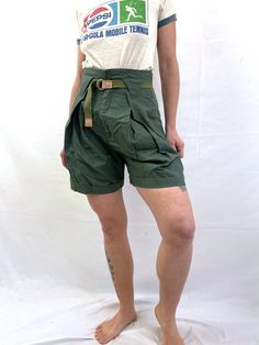 "Yes! By C'est Jolie by Laura Size 9/10 Made in Bangladesh Zipper fly, great vintage shape.  55% ramie, 45% cotton Lying flat: 13 1/2\" across waist FREE across hips ~19\" top to bottom" Cute Shorts, Short Outfits, Olive Green, Art Collection, Bathing Beauties, Womens Shorts, Purses And Bags, Zipper, Music Clothes