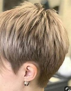 Modified Pixie Haircut, European Pixie Haircut, 80s Pixie Cut, Tapered Pixie Haircut, Short Pixie Haircuts For Fine Hair, Under Cut Pixie, Layered Bob Haircut, Long Asymmetrical Bob