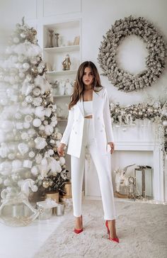 Gaun Fashion, Chique Outfits, Woman Suit Fashion, Pantsuits For Women, Classy Work Outfits, Graduation Outfit, Looks Chic, Work Outfits Women