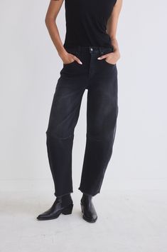 An iconic pair of wide leg pants. Perfectly comfortable and style-forward, the Fearless Wide Leg Denim Pants will become your new, everyday jeans Wide Leg Denim Pants, Everyday Jeans, Leg Belt, Jeans Wide, Indigo Colour, Oversized Tunic, Oversized Blouse, Wide Leg Denim, Fashion Help